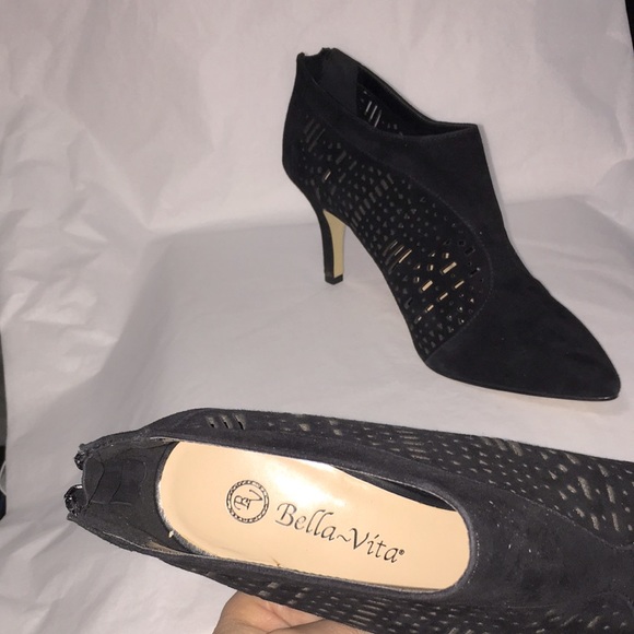 Bella Vita Black suede leather stiletto heel back zip pointed ankle boot 8 W - Picture 5 of 16